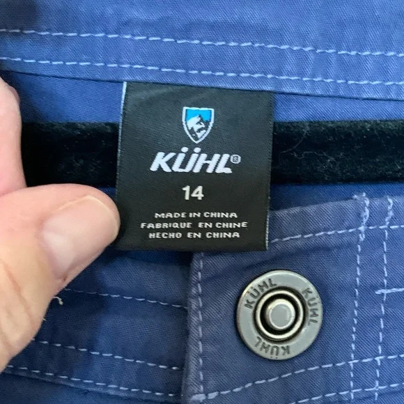KUHL Women's Cargo Shorts Navy Hiking Outdoor Bermuda 🌴